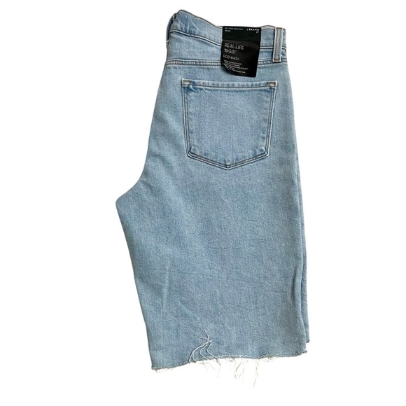 J Brand Light Blue Gigi Wash Relaxed Bermuda Denim Shorts Size 27 NWT - Picture 8 of 15